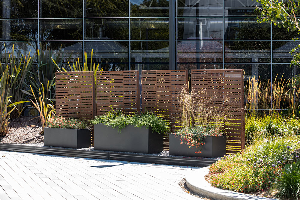 BOK Modern post-free metal fence at Googleplex